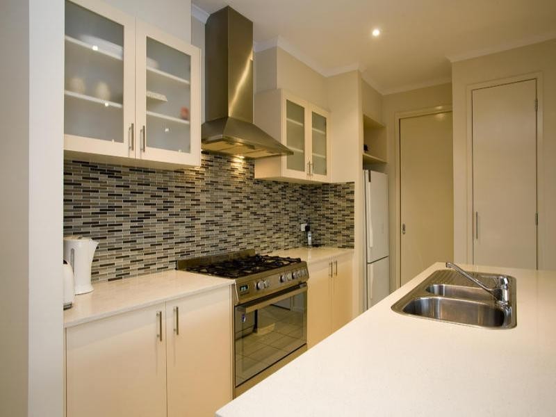 25 Haugh Street, Lovely Banks VIC 3221