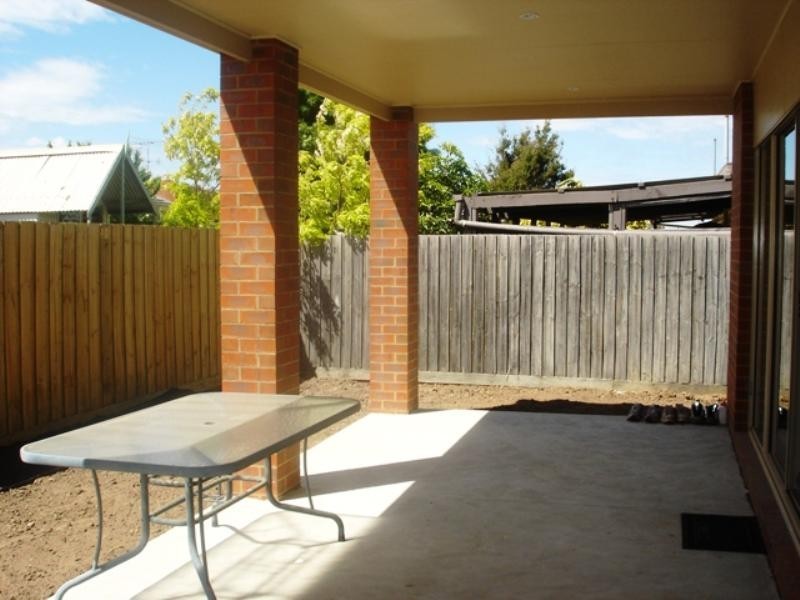 22 Park Street, Belmont VIC 3216