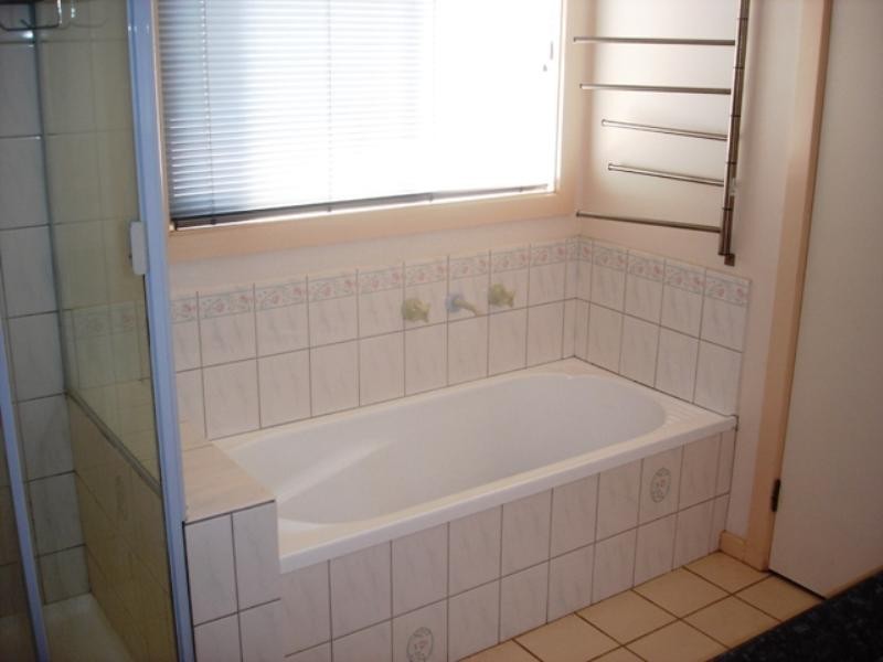 6 David Court, Bell Park VIC 3215