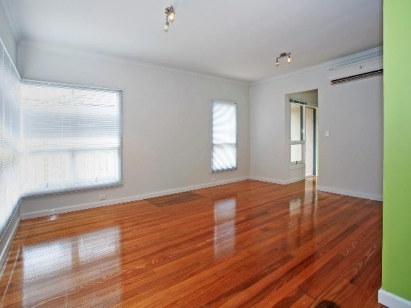 13 Isabella Street, Geelong West VIC 3218