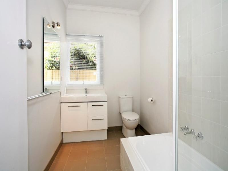 13 Isabella Street, Geelong West VIC 3218