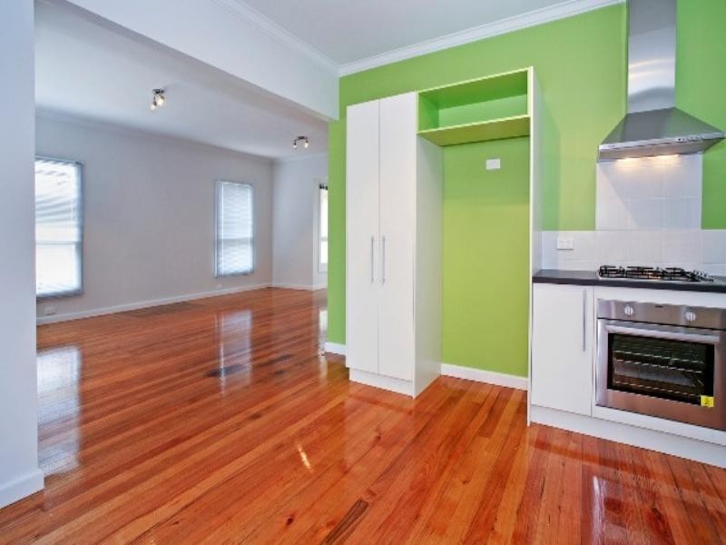 13 Isabella Street, Geelong West VIC 3218