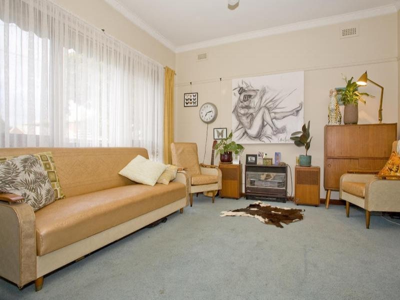 55 Saffron Street, Newtown VIC 3220