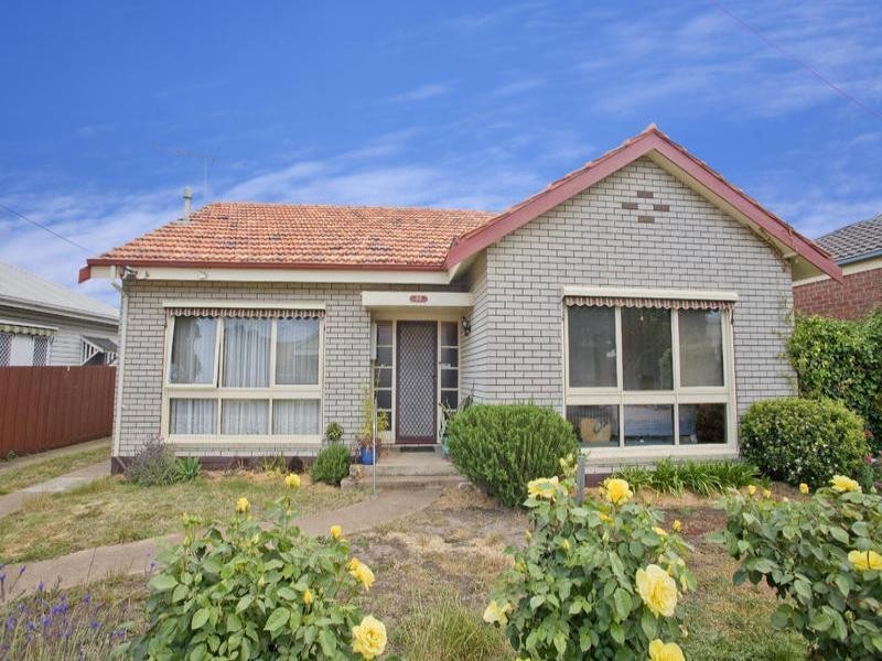 55 Saffron Street, Newtown VIC 3220