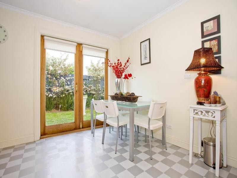 61 Saffron Street, Newtown VIC 3220