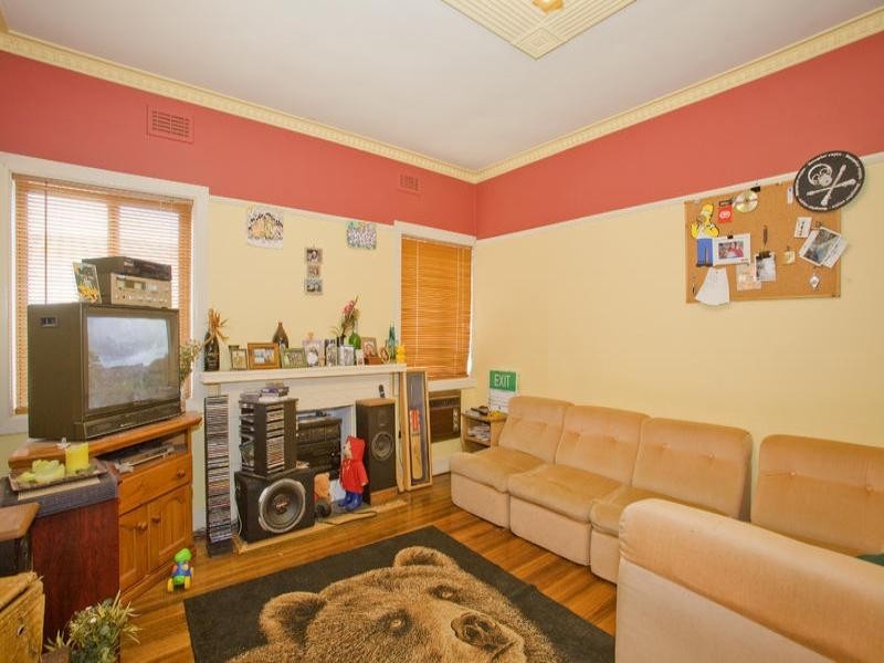 9 Loftus Street, East Geelong VIC 3219