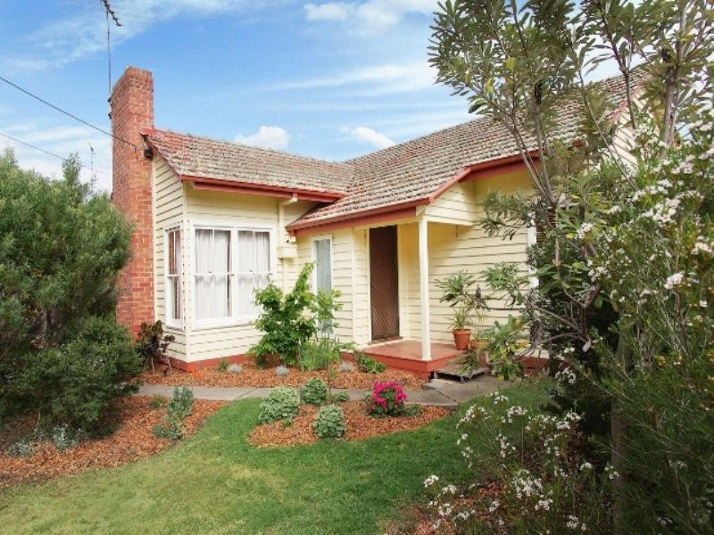 19 Ensby Street, East Geelong VIC 3219