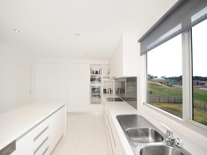 55 Ocean View Crescent, Torquay VIC 3228