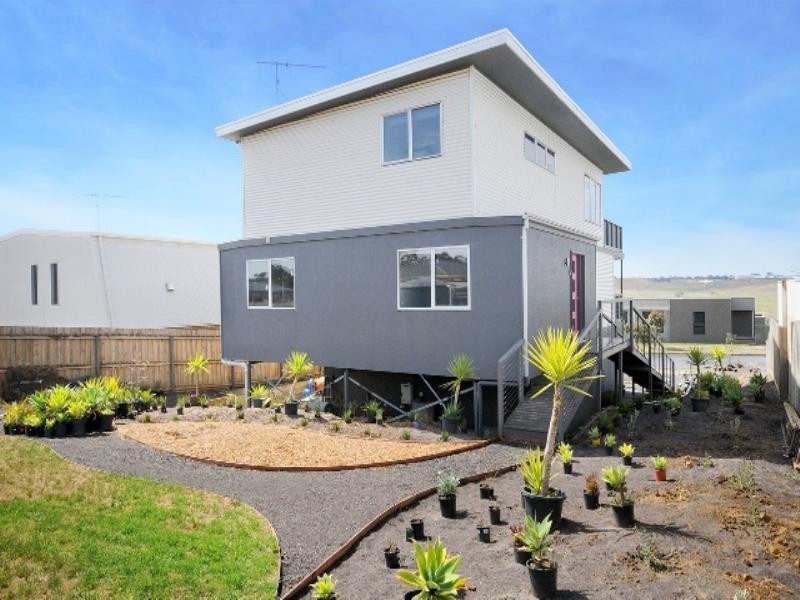 55 Ocean View Crescent, Torquay VIC 3228