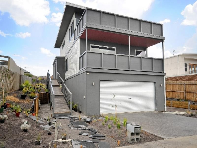 55 Ocean View Crescent, Torquay VIC 3228