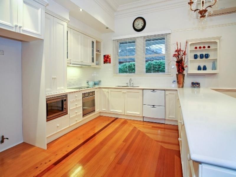 6 Normanby Street, East Geelong VIC 3219