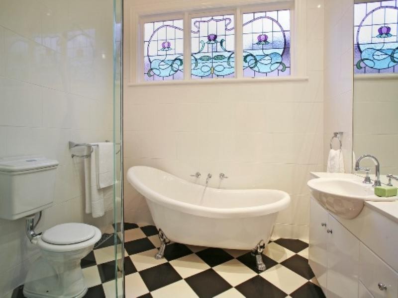 6 Normanby Street, East Geelong VIC 3219