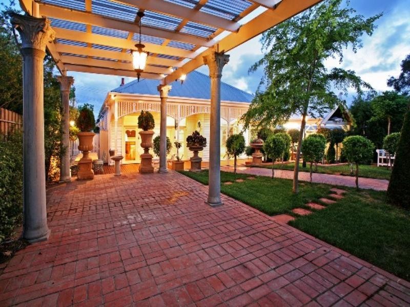 6 Normanby Street, East Geelong VIC 3219