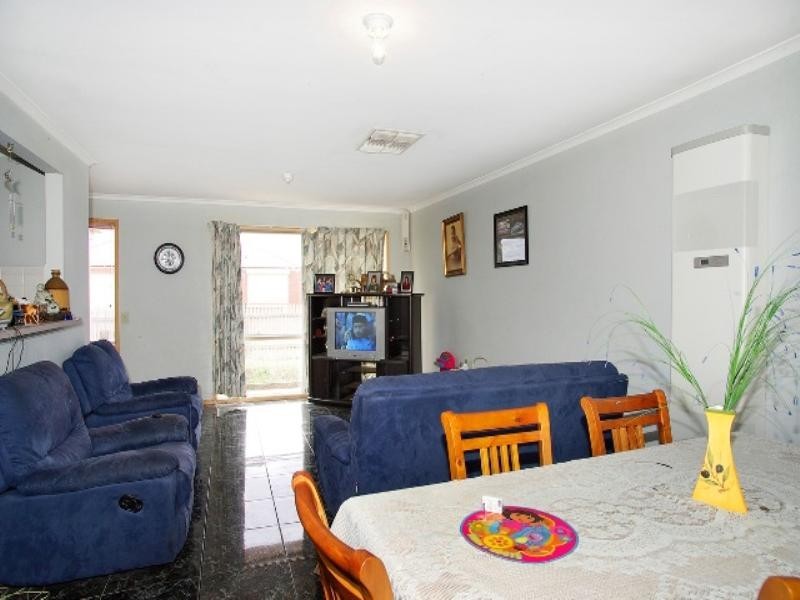 1/8 Norberry Court, Corio VIC 3214