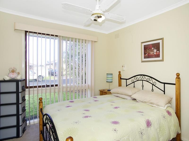 13 Rockley Close, Corio VIC 3214