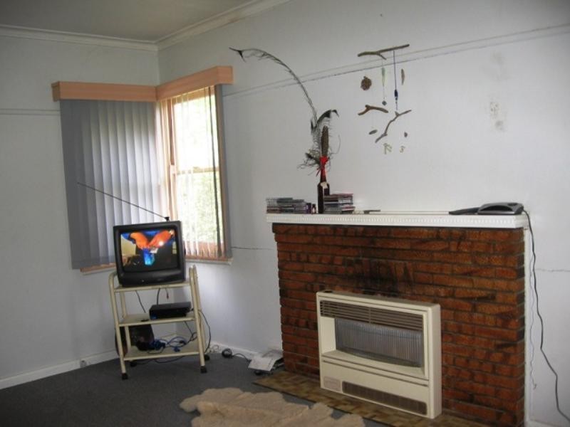 16 Griffen Street, Hamlyn Heights VIC 3215