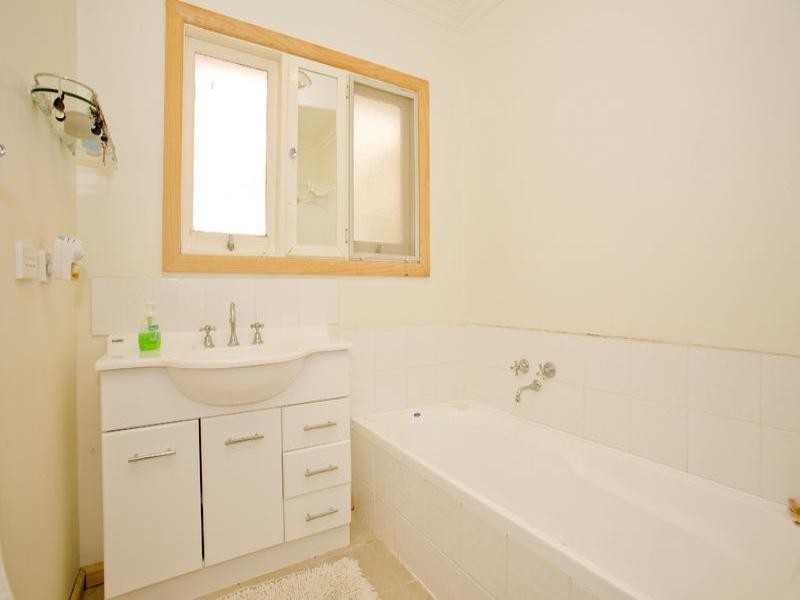 7 Maurice Street, Herne Hill VIC 3218