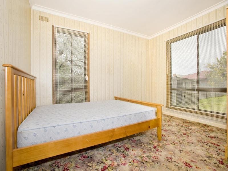 2 Warren Street, East Geelong VIC 3219