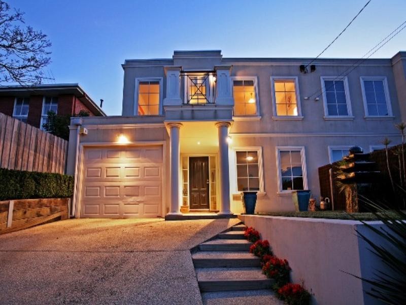 33 Queens Park Road, Highton VIC 3216