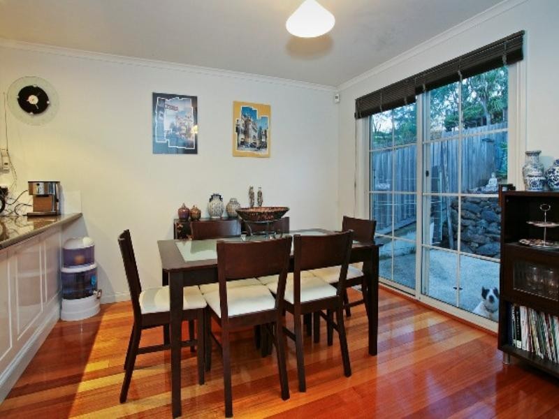 33 Queens Park Road, Highton VIC 3216