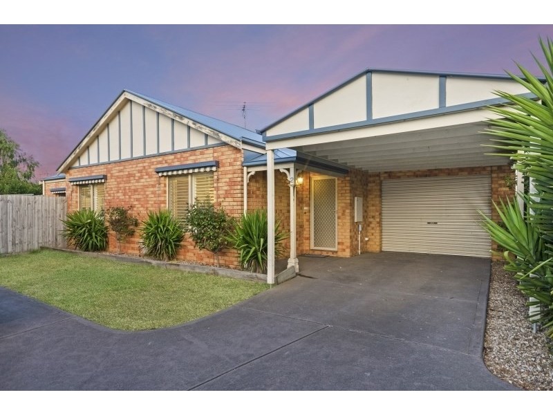 2/25 Helmer Crescent, East Geelong VIC 3219