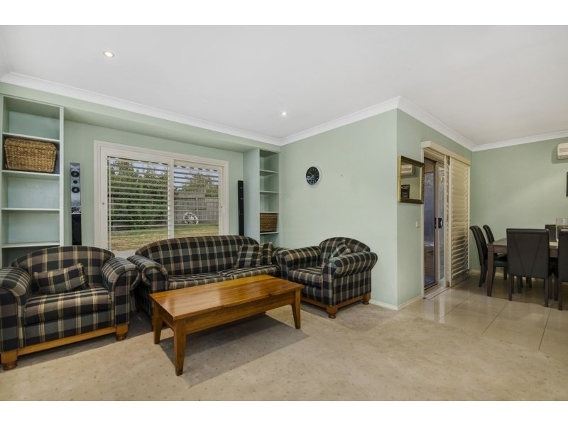 2/25 Helmer Crescent, East Geelong VIC 3219