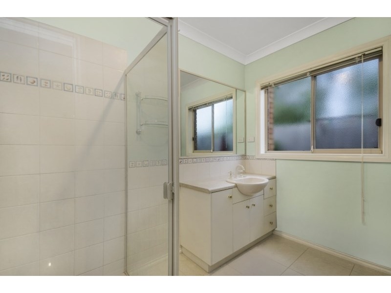 2/25 Helmer Crescent, East Geelong VIC 3219