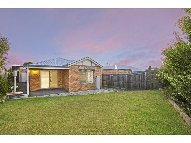 2/25 Helmer Crescent, East Geelong VIC 3219