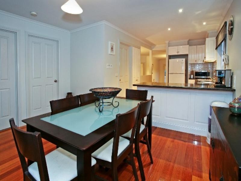 33 Queens Park Road, Highton VIC 3216