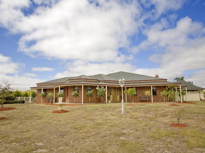 34-36 Birchbank Court, Leopold VIC 3224