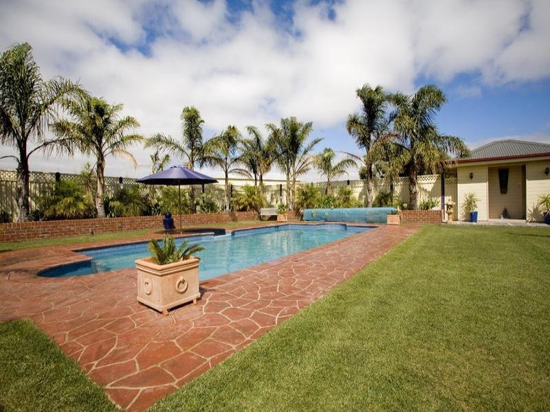 34-36 Birchbank Court, Leopold VIC 3224