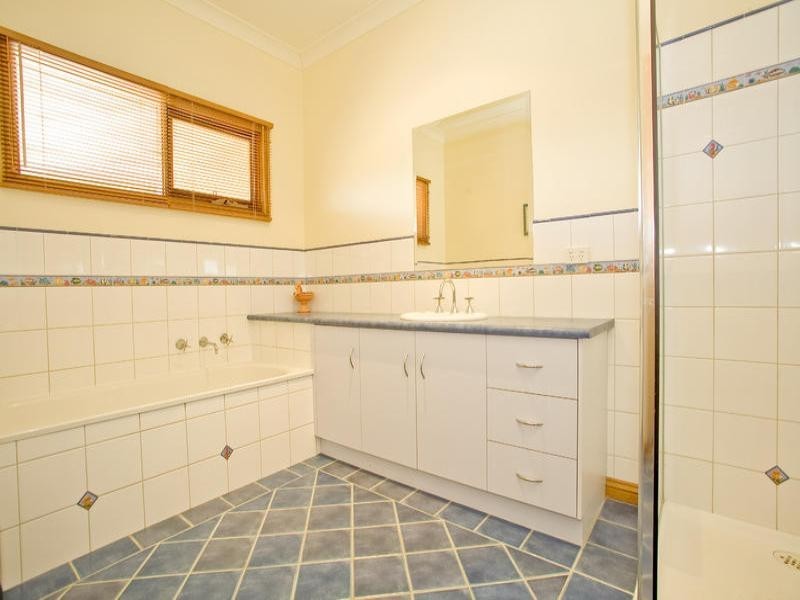 34-36 Birchbank Court, Leopold VIC 3224