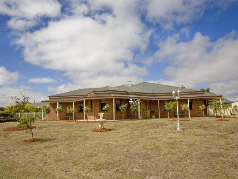 34-36 Birchbank Court, Leopold VIC 3224