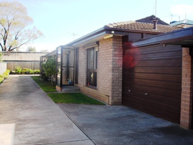 4/47 Collins Street, Geelong West VIC 3218