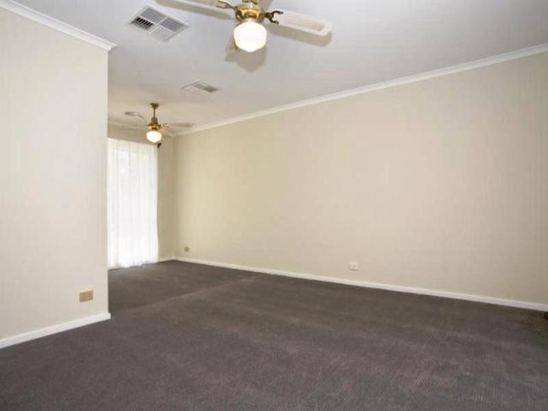 38 Govett Crescent, St Albans Park VIC 3219