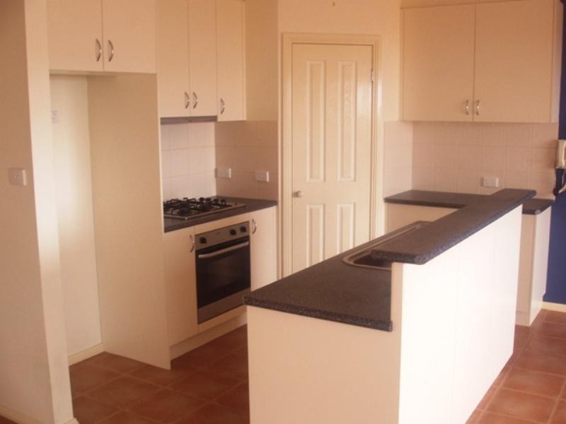 2/47 Rossack Drive, Waurn Ponds VIC 3216