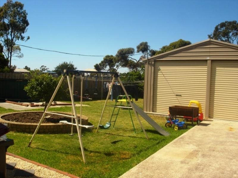 45 Rose Avenue, Norlane VIC 3214