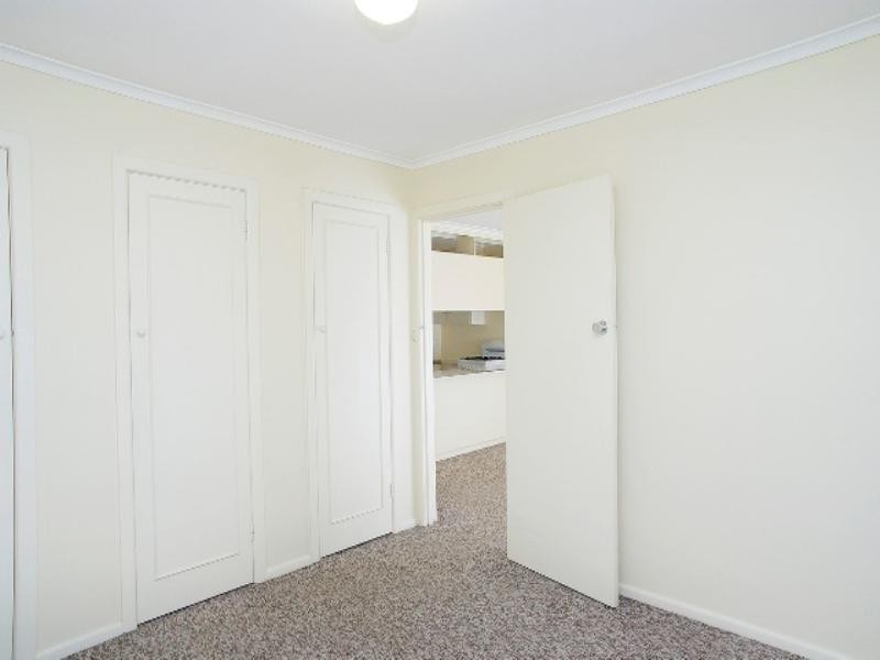 1-4/17 Carey Street, Hamlyn Heights VIC 3215