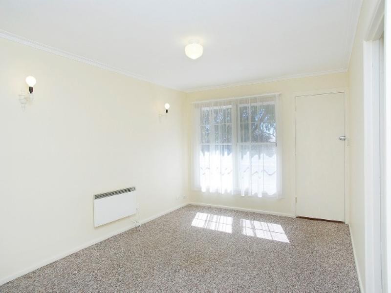 1-4/17 Carey Street, Hamlyn Heights VIC 3215