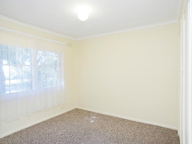 1-4/17 Carey Street, Hamlyn Heights VIC 3215