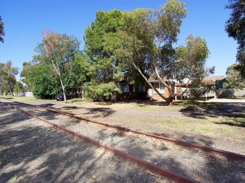 1-4/17 Carey Street, Hamlyn Heights VIC 3215
