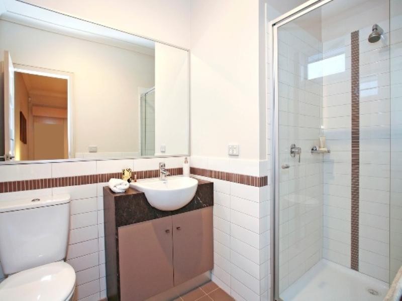 1 Saffron Street, Newtown VIC 3220