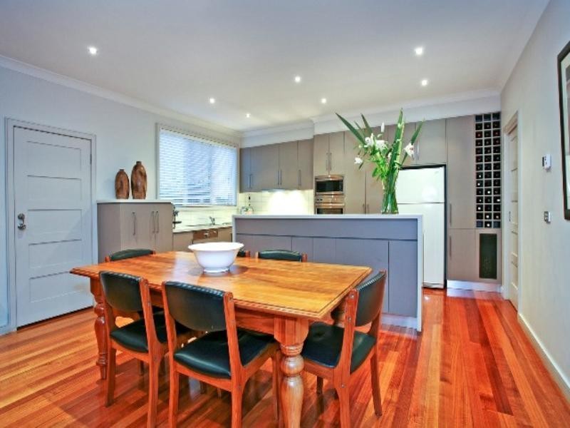 1 Saffron Street, Newtown VIC 3220