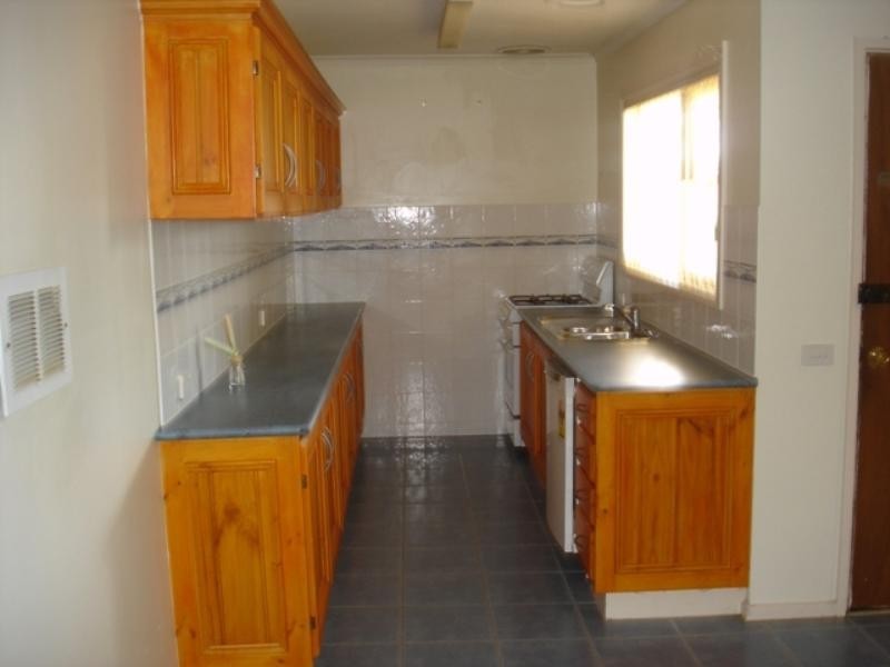 17 Alouette Court, Whittington VIC 3219