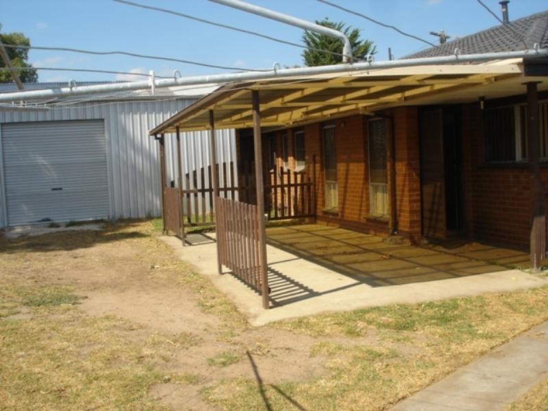 17 Alouette Court, Whittington VIC 3219