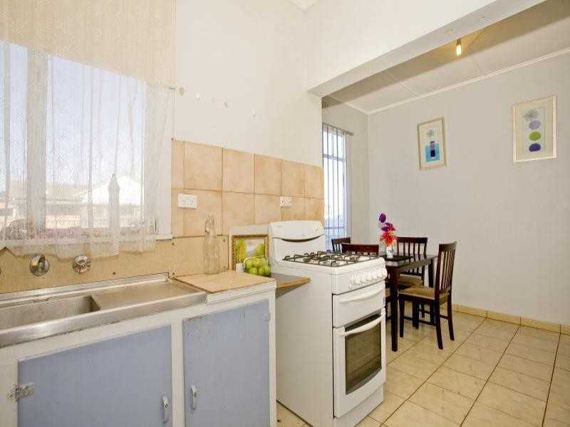 32 Pettitt Crescent, Norlane VIC 3214