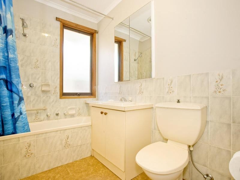 77 Solar Drive, Whittington VIC 3219