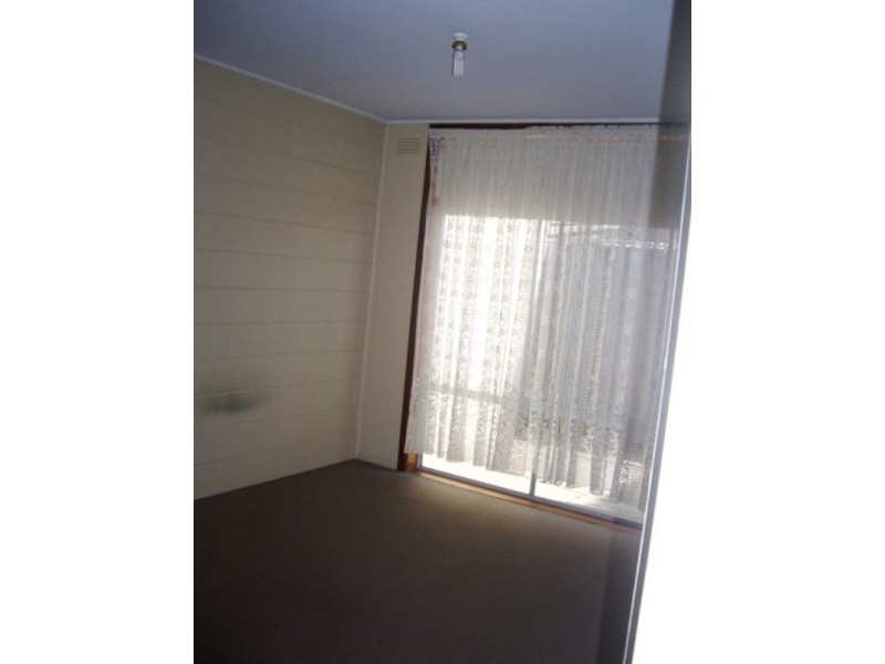 5/3 Rose Court, Newcomb VIC 3219