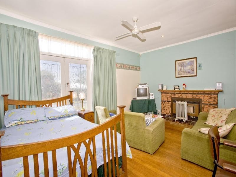 29 June Avenue, Hamlyn Heights VIC 3215