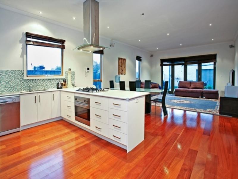 120 Pearl Bay Passage, St Leonards VIC 3223